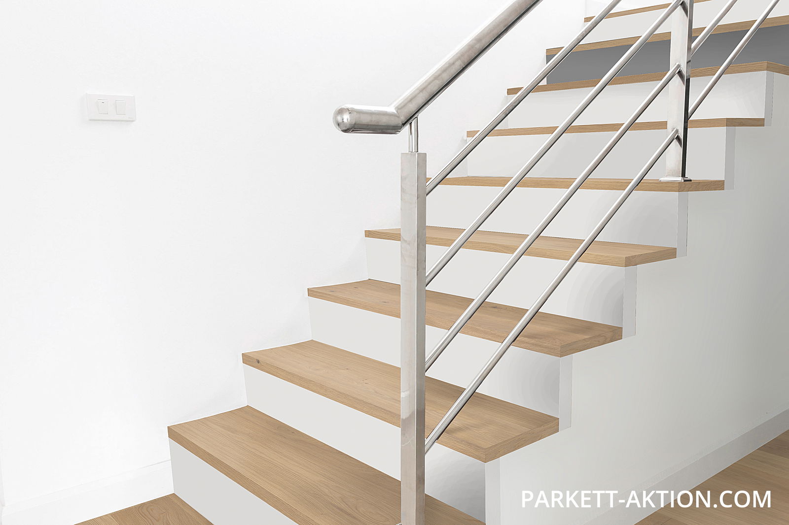 Parket Treppen Profil u home 110600 gebürstet astig weiss geölt