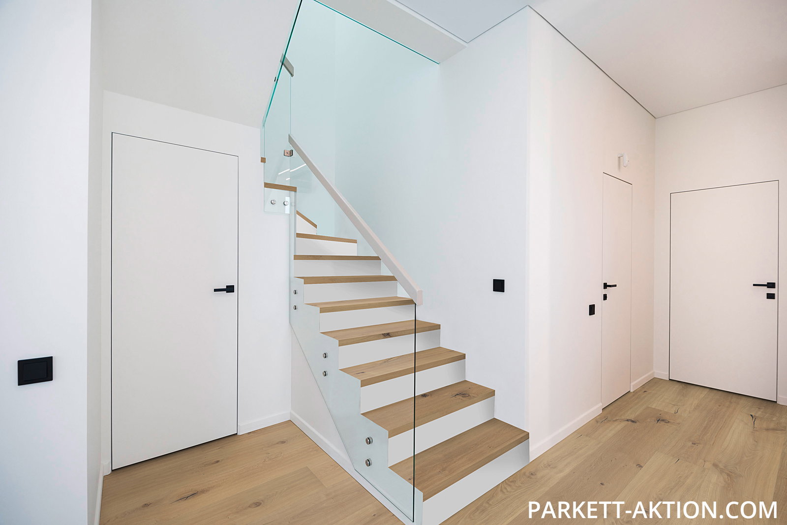 Parket Treppen Profil U home 100260 eiche gebürstet effekt handgehobelt geölt