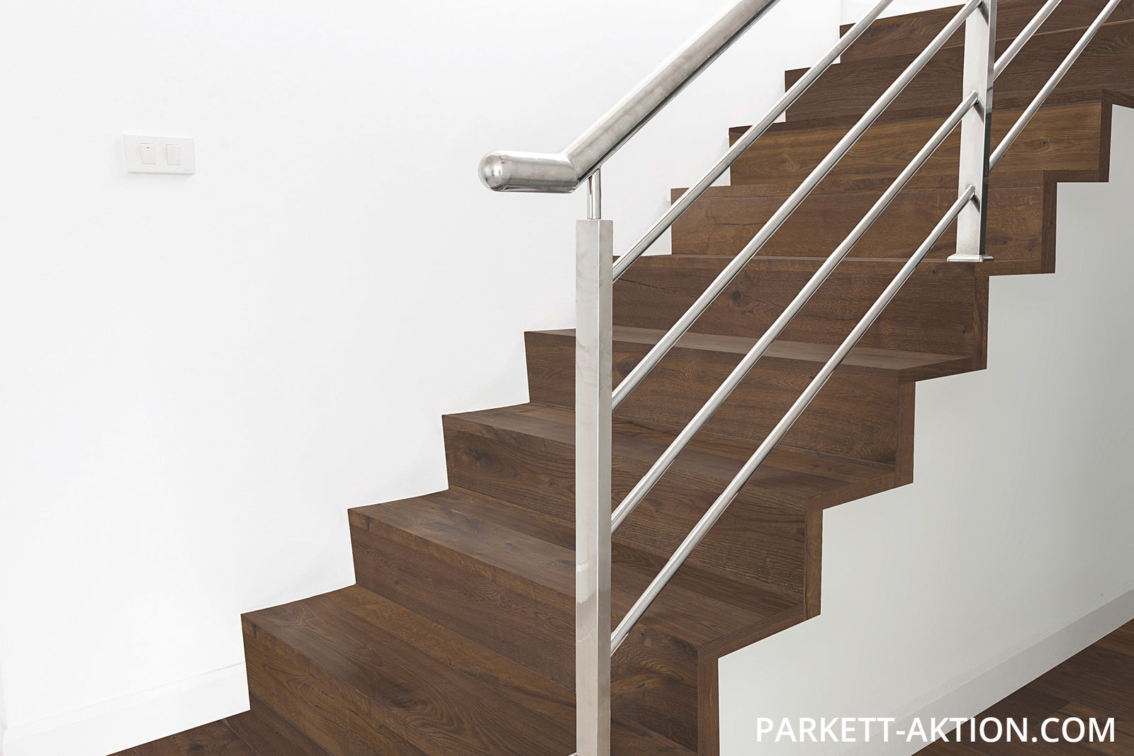 Parket Treppen Profil l modern 100030 gebürstet geraeuchert handgehobelt geölt