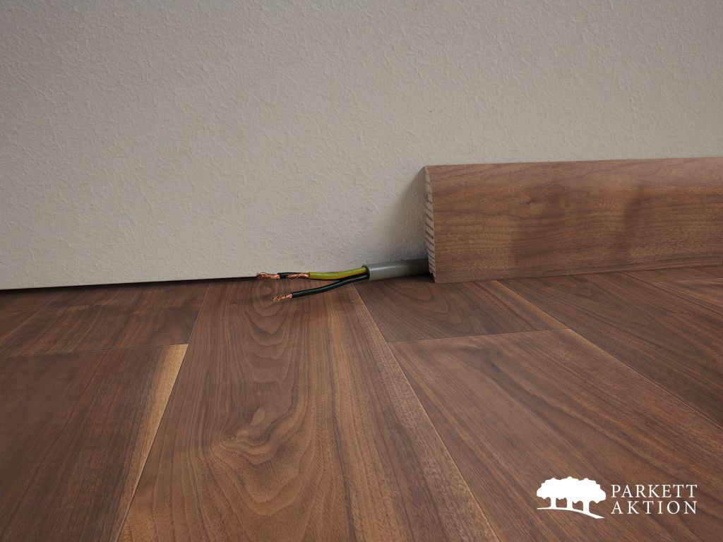 Echtholz Sockelleisten Nussbaum Clipsystem