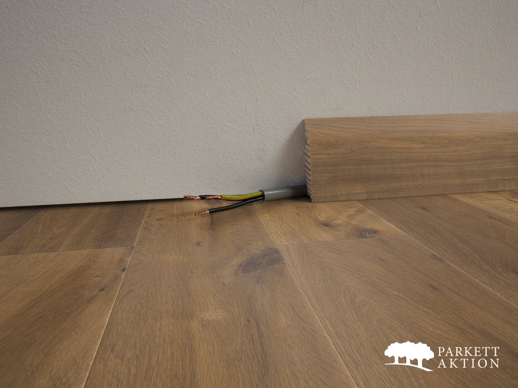 Sockelleisten Eiche Furniert Geraeuchert