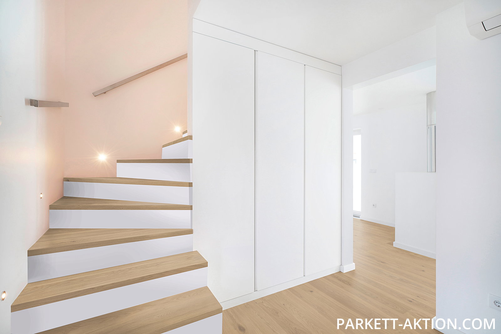 Parket Treppen Profil U home 132305 eiche gebürstet weiss lackiert geölt