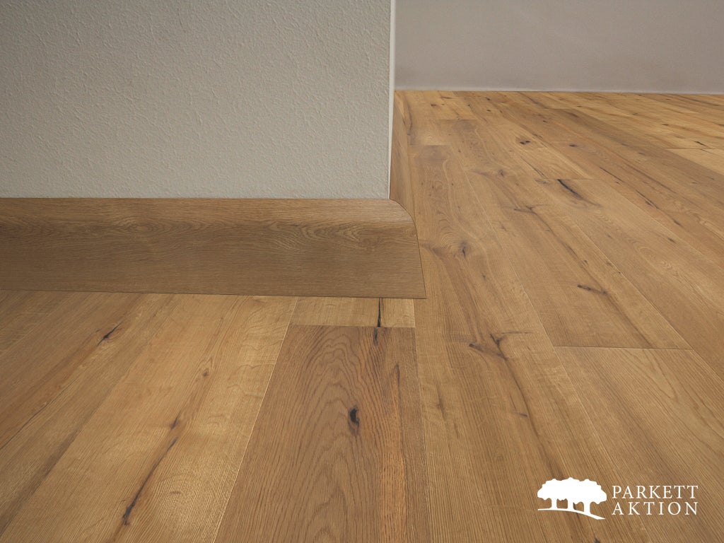 Sockelleisten Eiche Furniert Rustikal Matt Lackiert