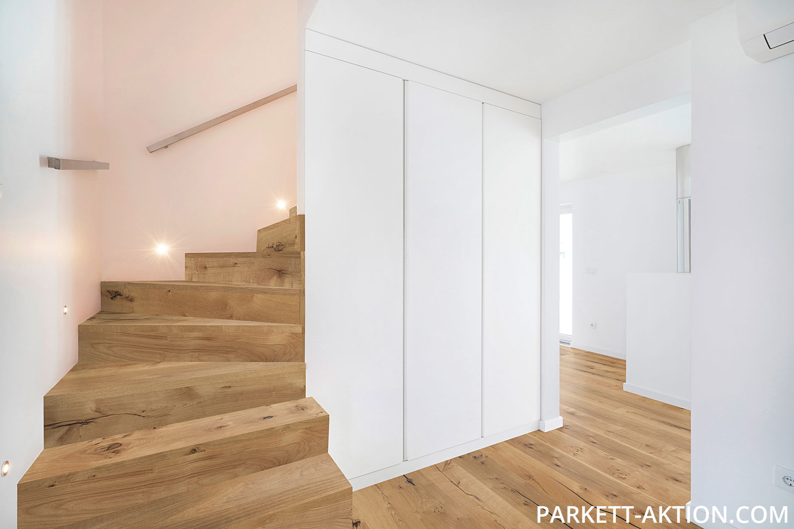 Parket Treppen Profil l modern 110250 gebürstet wildeiche handgehobelt geölt