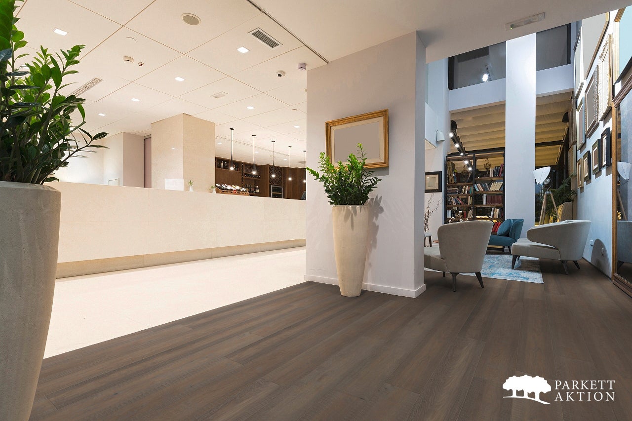 Bandsägeschnitt Diele Eiche braun geölt