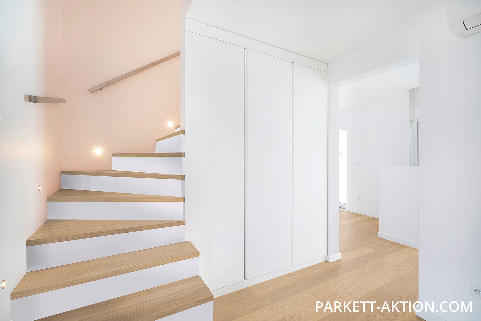 Parket Treppen Profil u home 110500 gebürstet astfrei weiss geölt