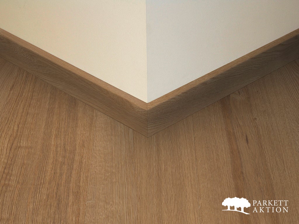Sockelleisten Eiche massiv