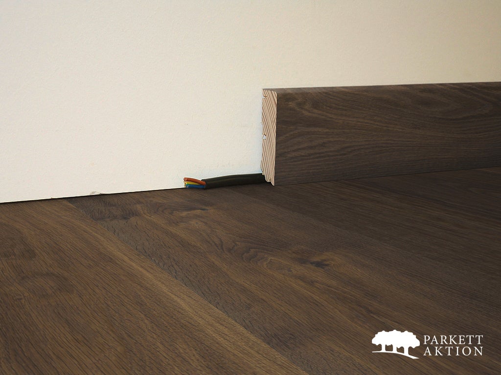 Sockel ten- sockelleisten raeuchereiche gebürstet dunkelbraun sockelleisten geölt