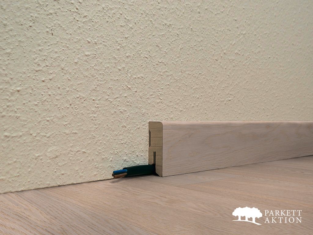 Wandabschlussleisten Echtholz Eiche stark weiss