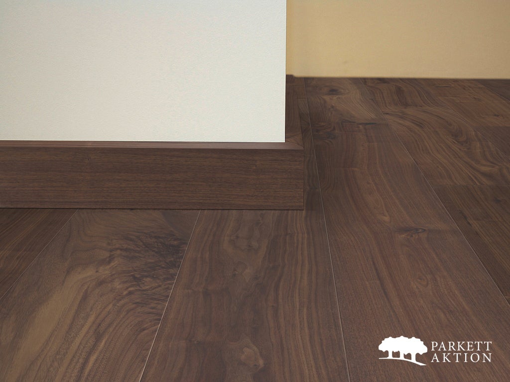 Sockelleisten Nussbaum cube gebürstet geölt Lackiert