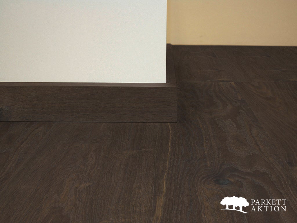 Sockel sockelleisten raeuchereiche cube gebürstet dunkelbraun matt geölt