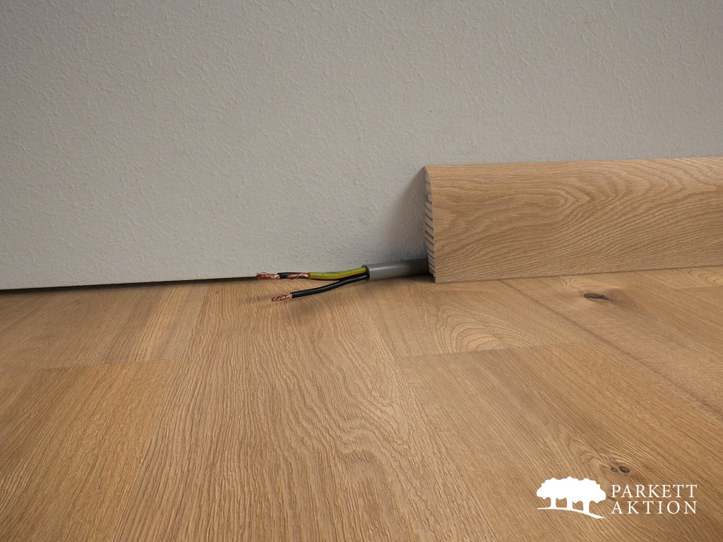 Sockelleisten Eiche neuburger gebürstet geölt Lackiert