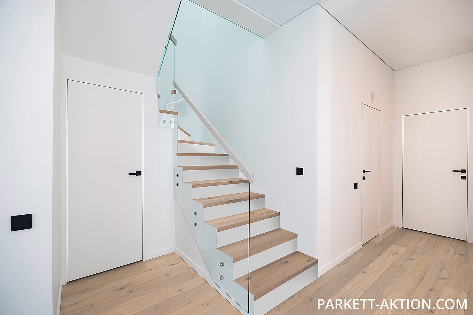 Parket Treppen Profil U home 131500 eiche gebürstet gebuerstet weiss geölt