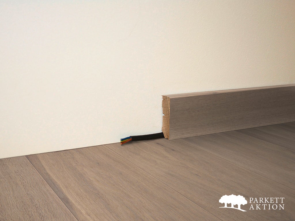 Sockel elle sockelleisten eiche gebürstet angeraeuchert weiss geölt