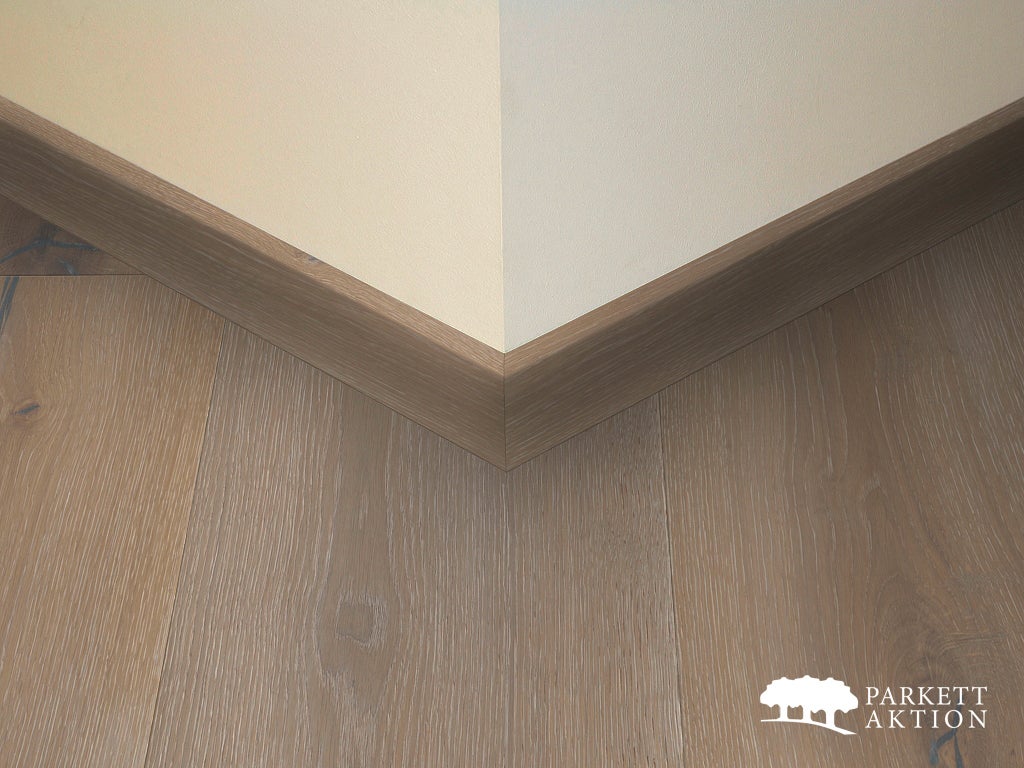 Sockel sockelleisten eiche geraeuchert gebürstet gebuerstet weisse geölt