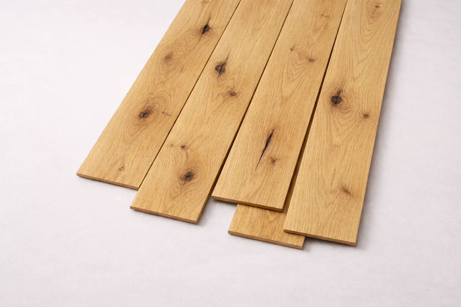 Best Forest Deck Rustikal – 4 mm Sägefurnier Eiche