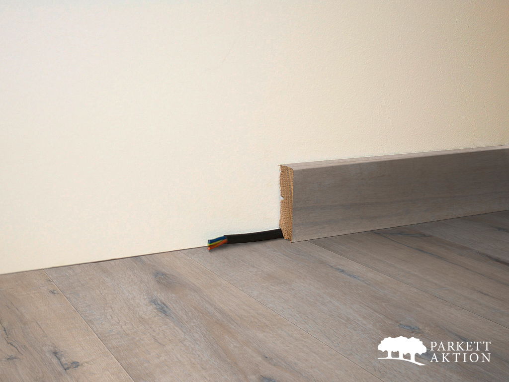 Sockel sockelleisten eiche massiv gebürstet gekalkt weiss geölt