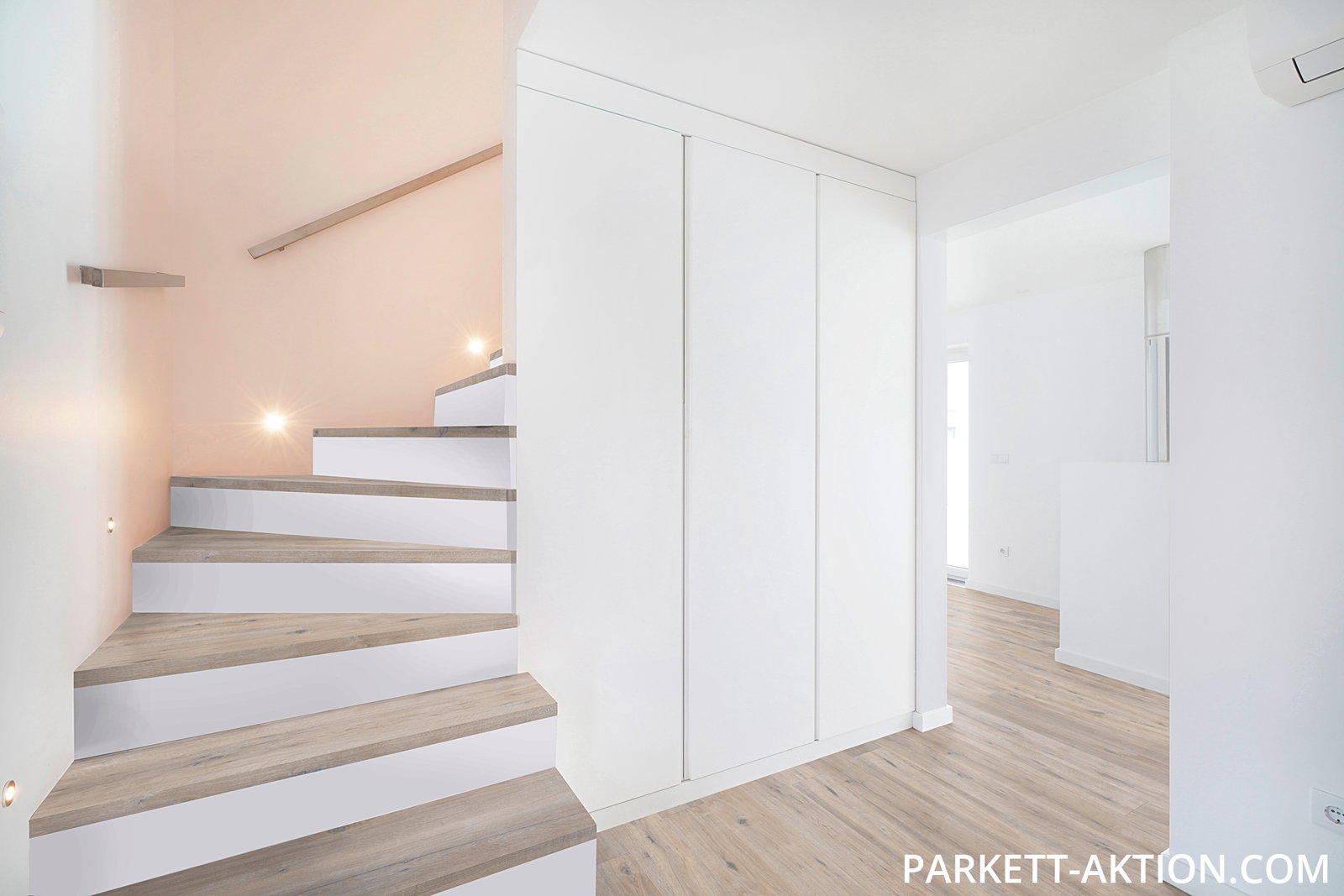 Parket Treppen Profil U home 100101 eiche gebürstet gekalkt weiss geölt